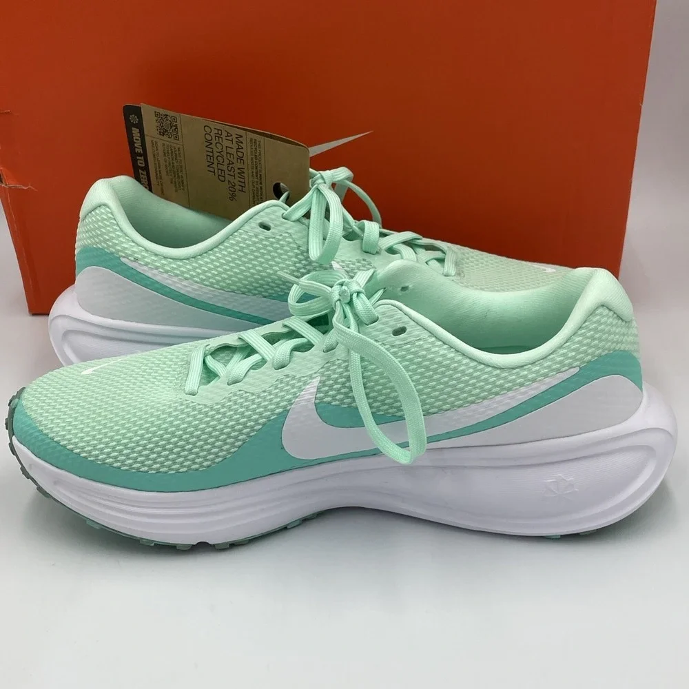Nike Revolution 8 NN Mint Foam/White Womens Running Shoes Sz 6.5 NEW HJ8485-300‎